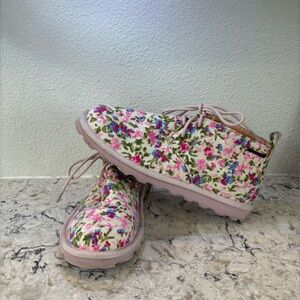 BearPaw Women's Skye Chukka Booties in Flower Print